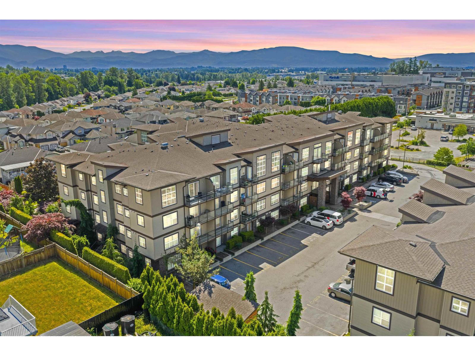 30525 Cardinal Avenue Unit 201, Abbotsford, BC V2T 0A8