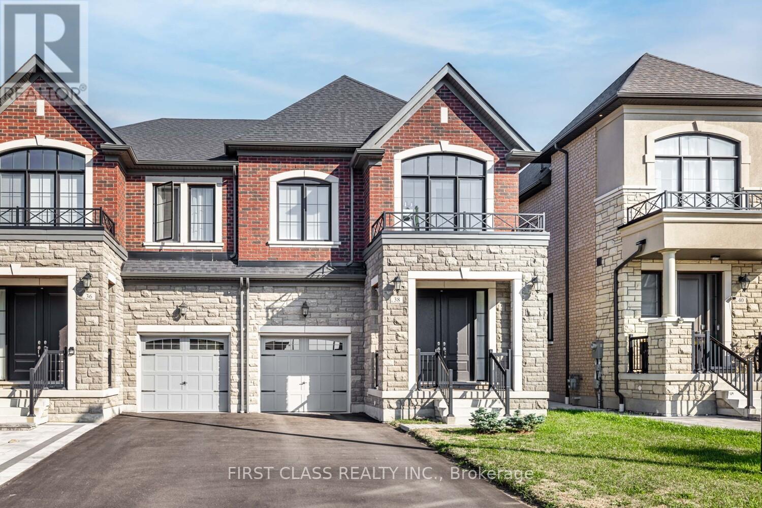 38 Hewison Ave, Richmond Hill, ON L4S 0J1