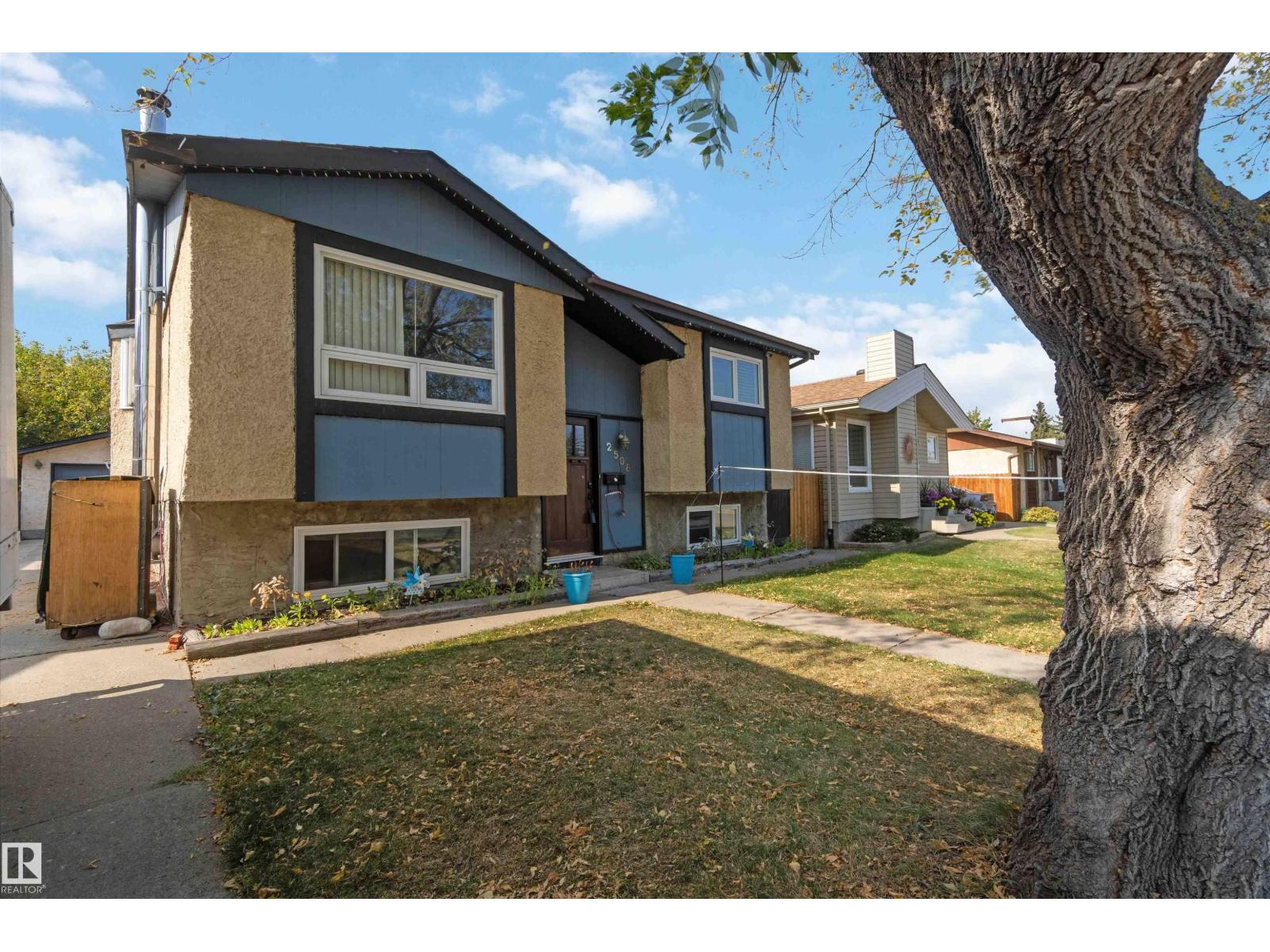 49 St Nw Unit 2508, Edmonton, AB T6L 3W9