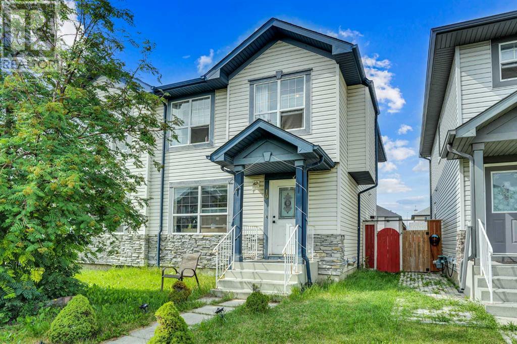 19 Taravista Gdns NE, Calgary, AB T3J 4K8