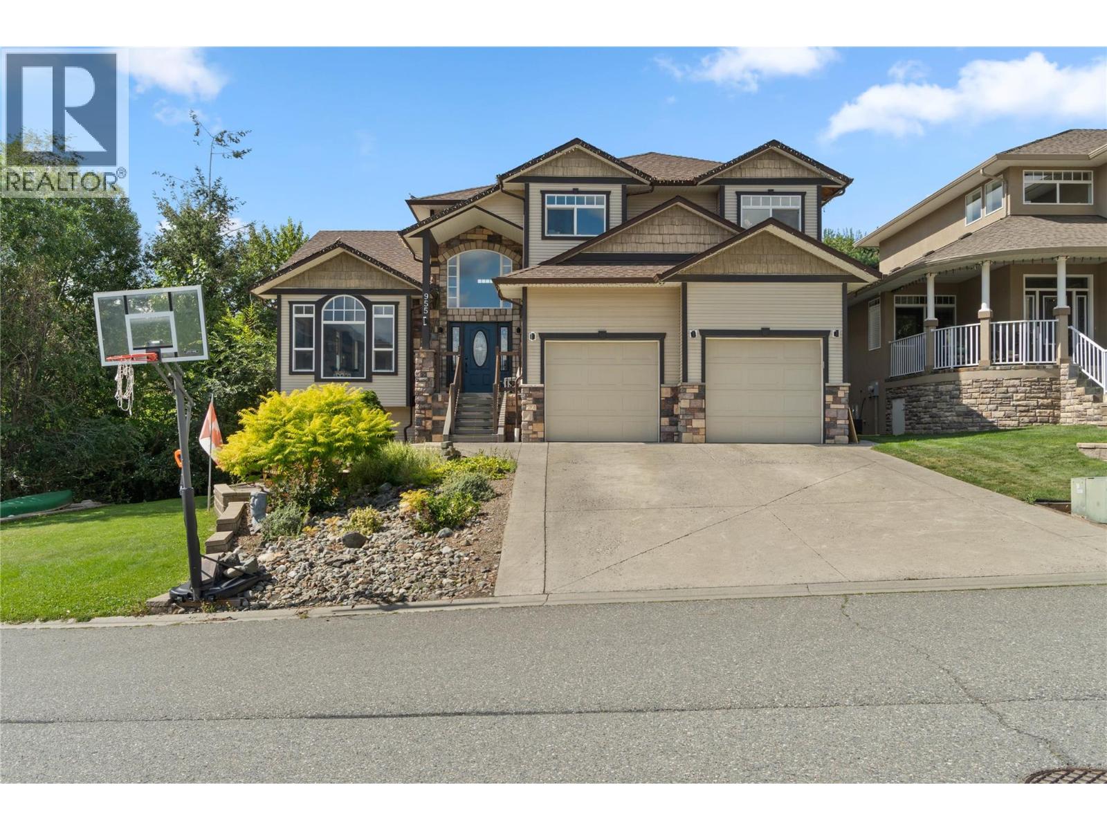 955 Stagecoach Dr, Kamloops, BC V2B 0A6