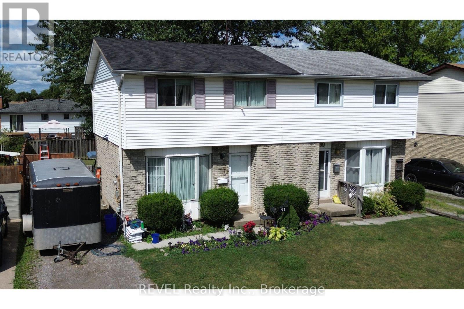 71 Tupper Dr, Thorold, ON L2V 4B8