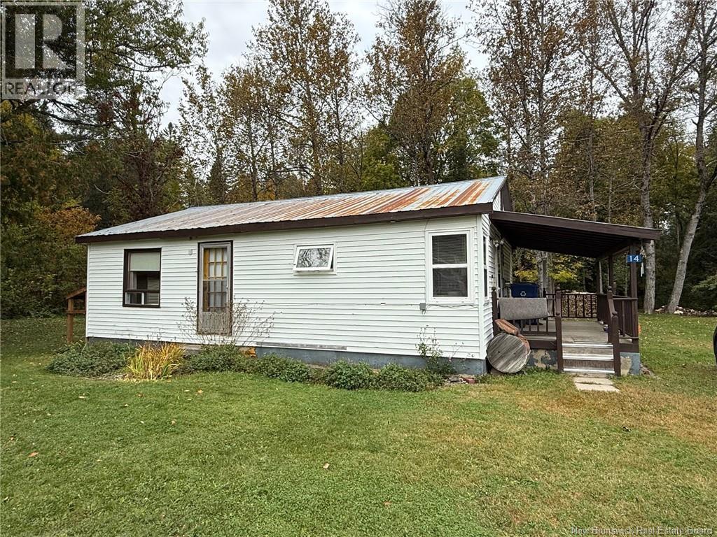 14 Bridge Loop Rd, Coldstream, NB E7P 1L3