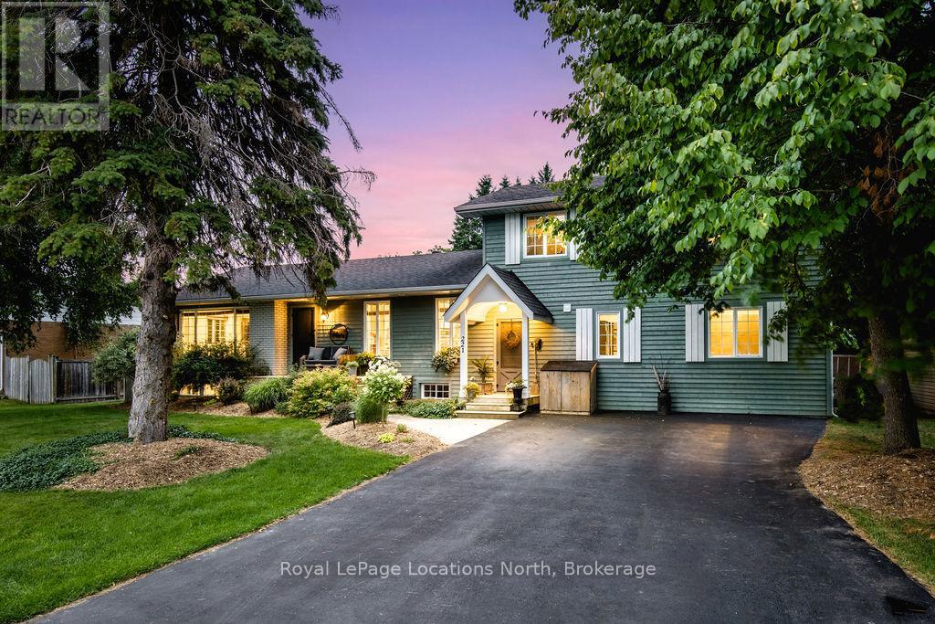 221 Jane St, Clearview, ON L0M 1S0