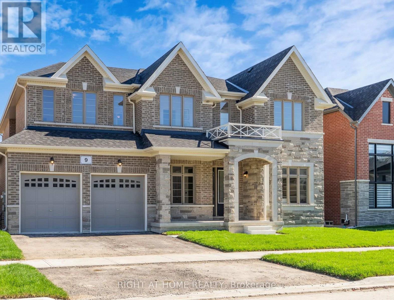 9 Rail Trail Ct, Georgina, ON L0E 1R0