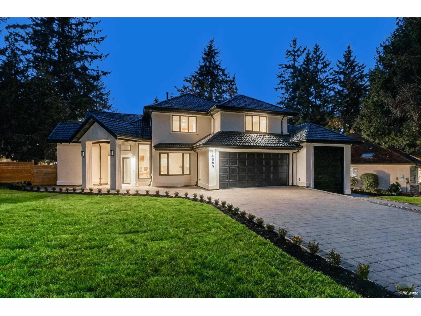 28 Avenue Unit 14099 #a, Surrey, BC V4P 2H8