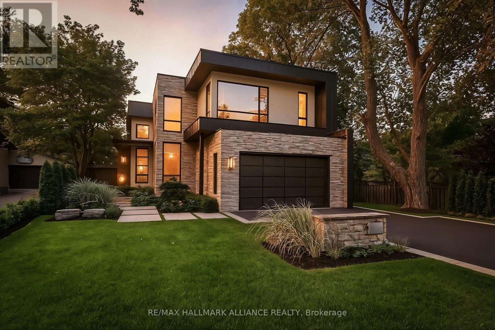 363 Morrison Rd, Oakville, ON L6J 4K2