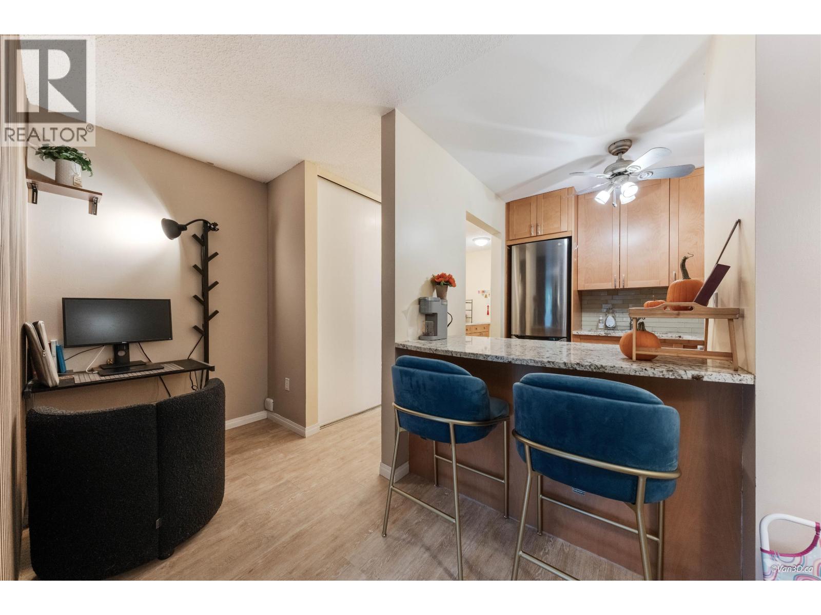 1545 E 2nd Avenue Unit 210, Vancouver, BC V5N 1C8