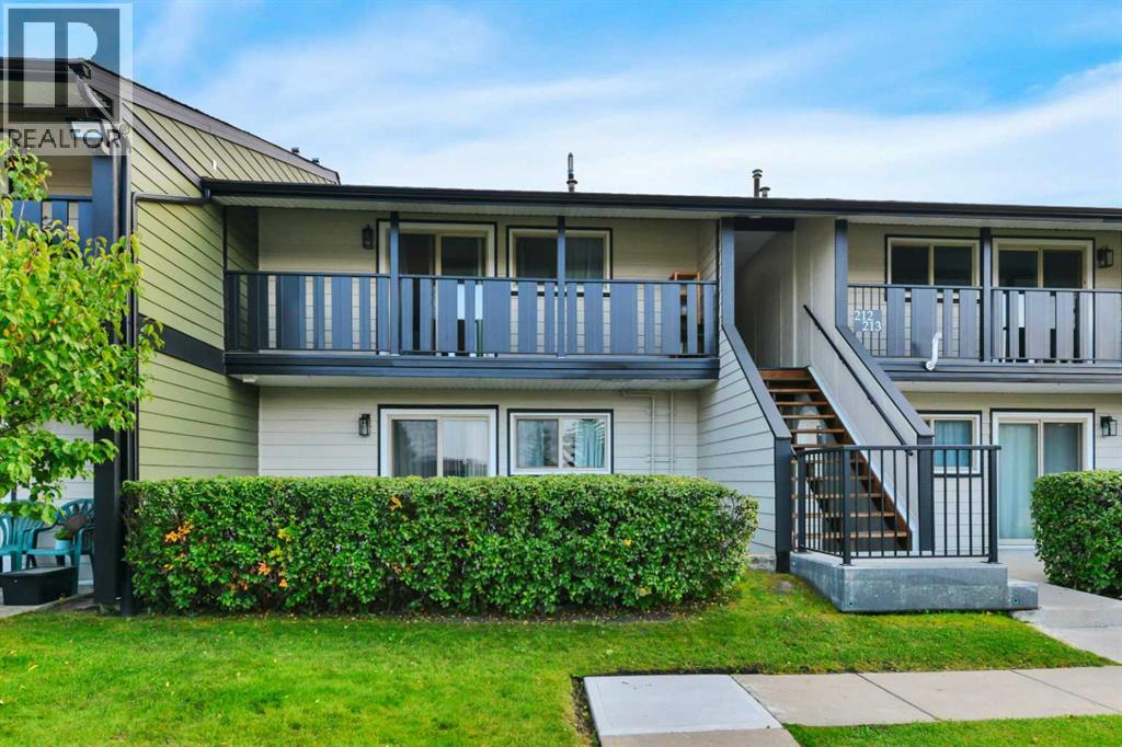 54 Bell Street Unit 213, Red Deer, AB T4R 1M8