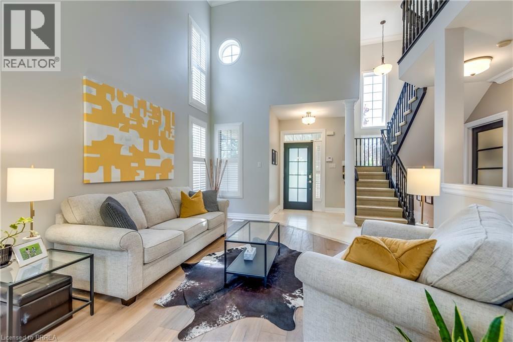 16 Sweetman Dr, Hamilton, ON L9H 7N6