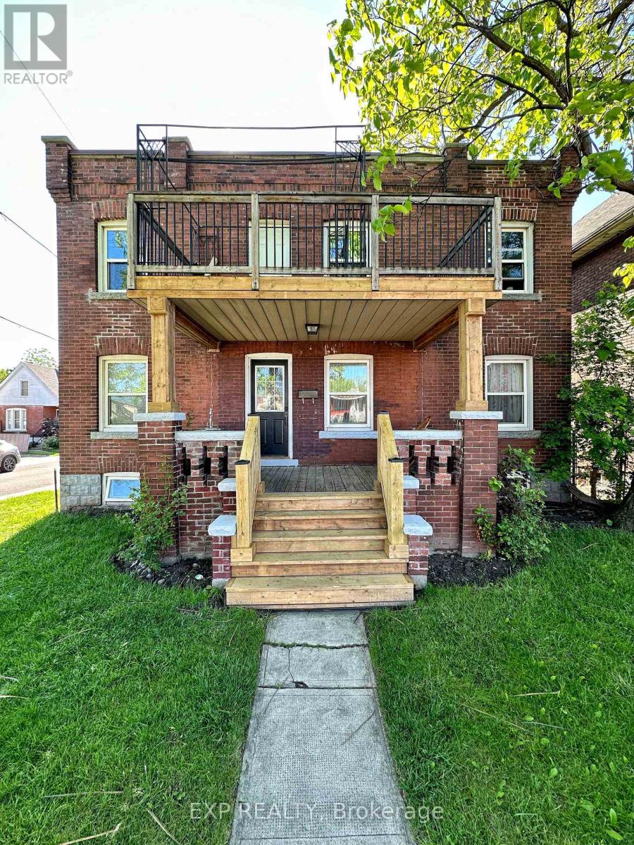 140 Gage Ave N, Hamilton, ON L8L 7A2