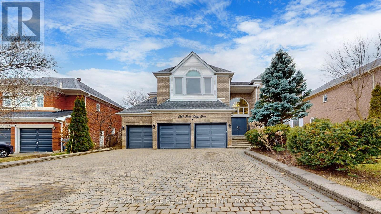 5351 Forest Ridge Dr E, Mississauga, ON L5M 5B4