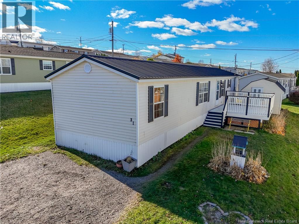 31 Sherrys Ln, Fredericton, NB E3C 8H1