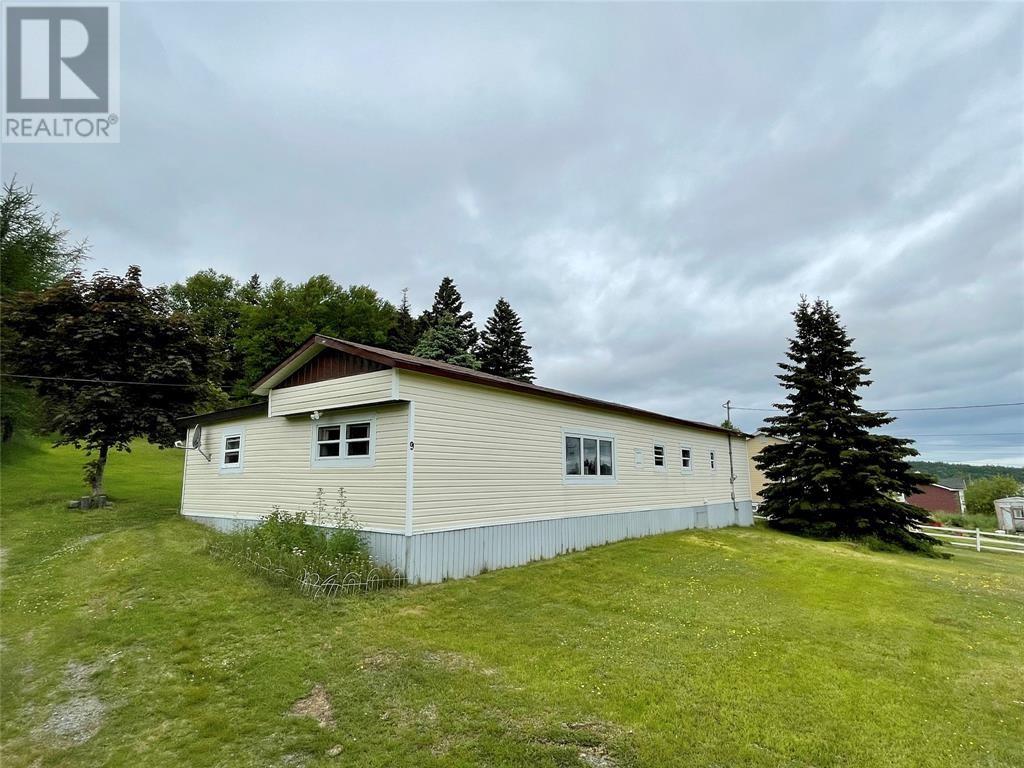 9 Trinity Dr, Clarenville, NL A5A 4A1