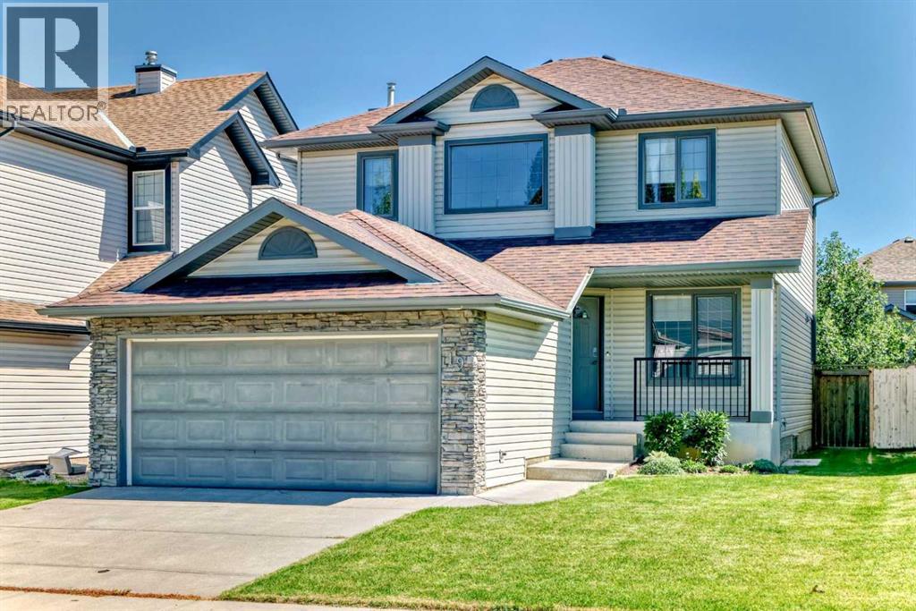 19 Westpoint Ct SW, Calgary, AB T3H 4M7