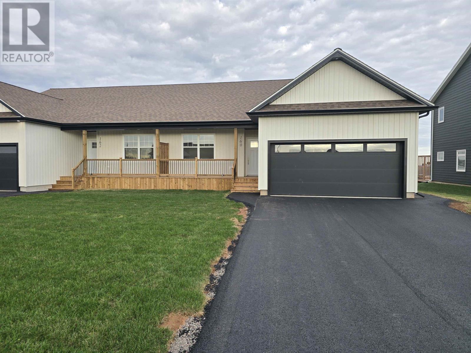 160 Kindred Ave, Charlottetown, PE C1C 0Y8