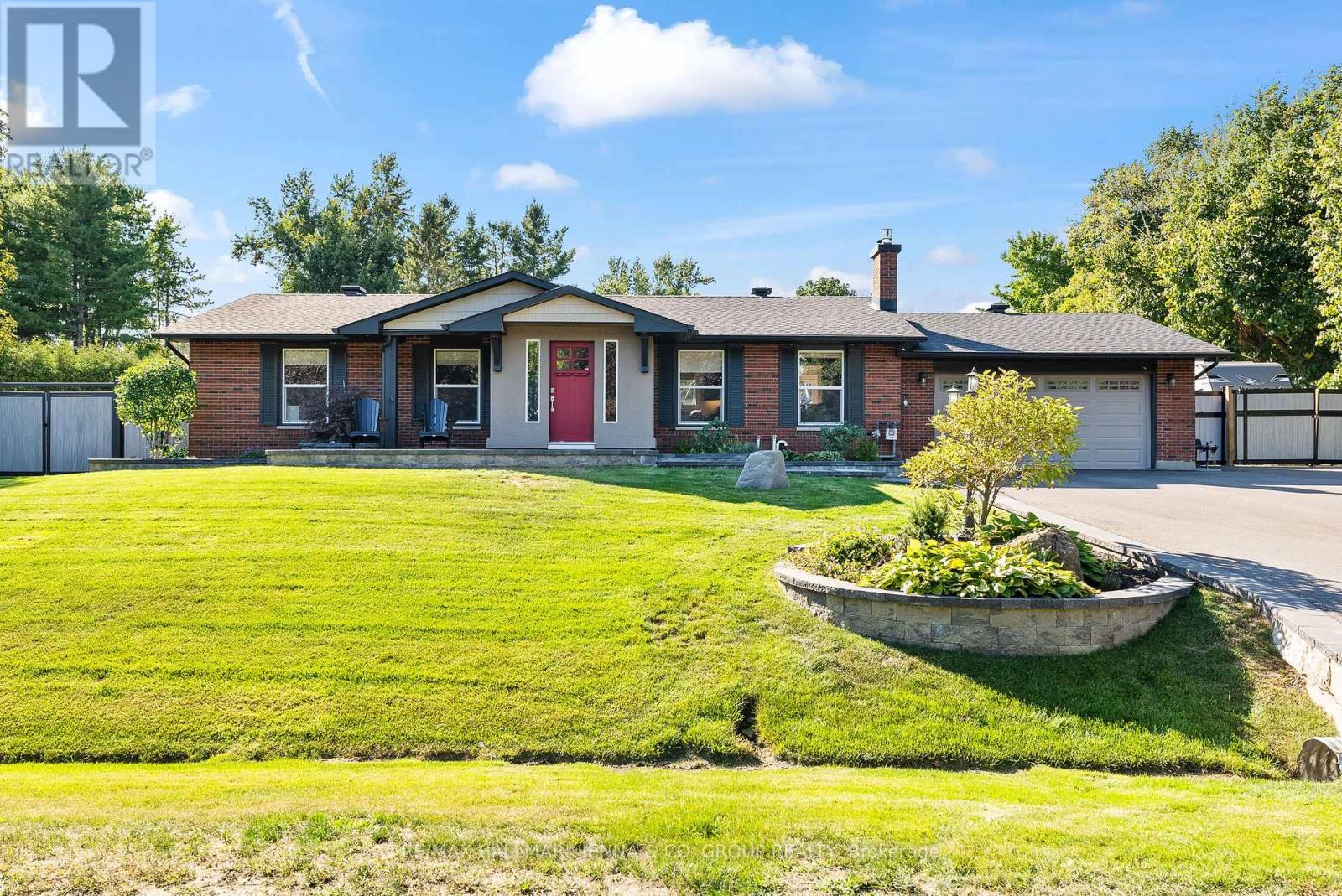 6577 Michelangelo Ct, Ottawa, ON K0A 2T0