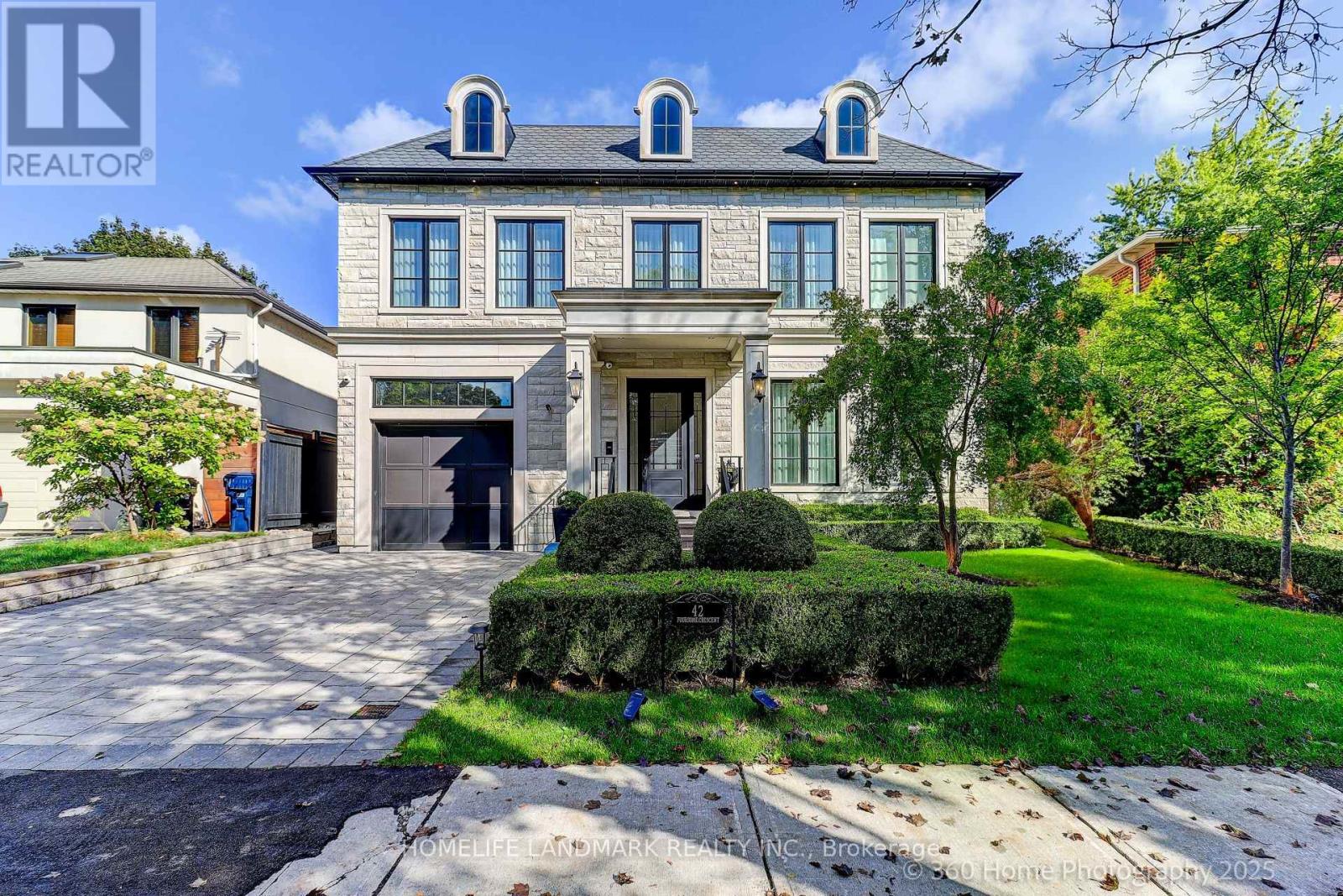 42 Foursome Cres, Toronto, ON M2P 1W3