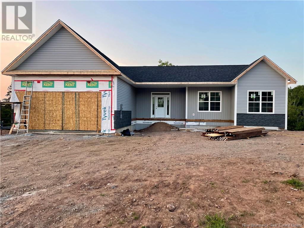 27 Trillium Dr, Quispamsis, NB E2E 0K9