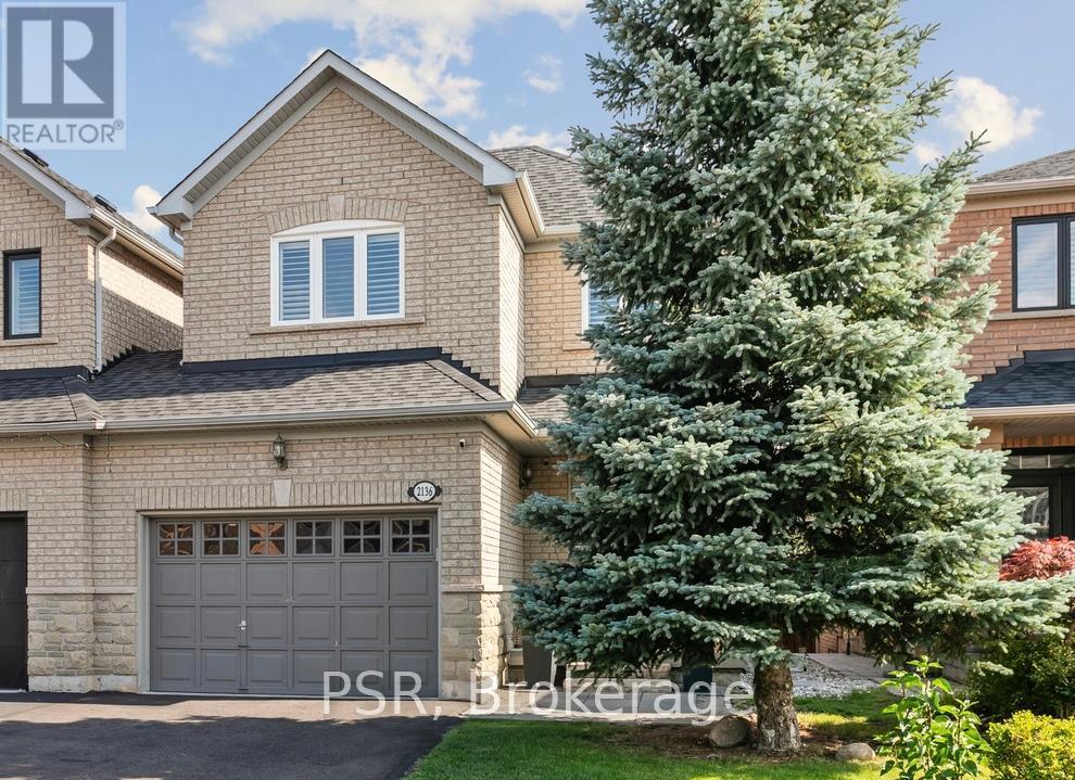 2136 Redstone Cres, Oakville, ON L6M 5B3