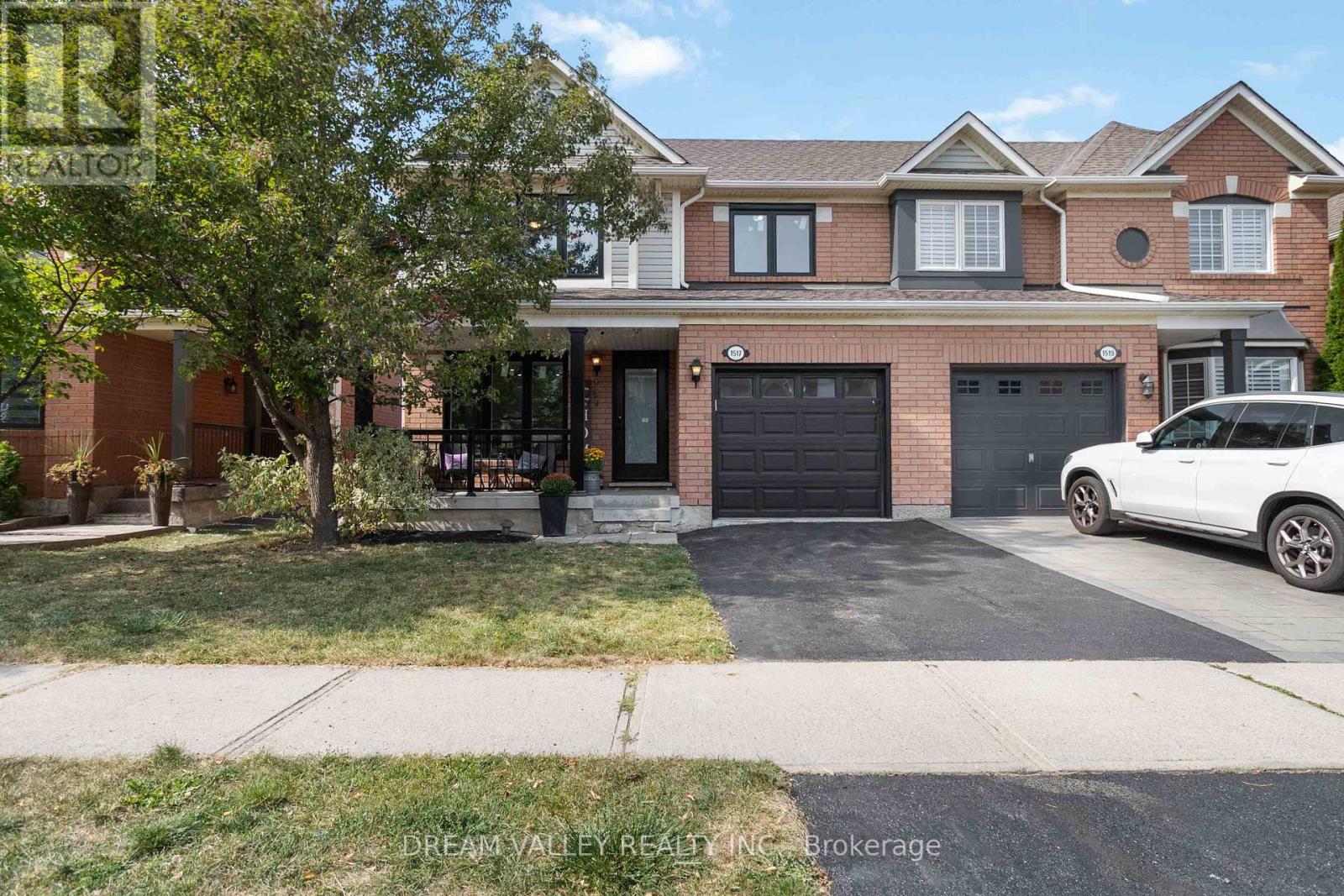 1517 Evans Ter, Milton, ON L9T 5J5