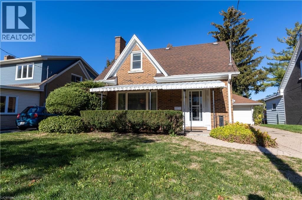 154 Talbot St, Kitchener, ON N2M 2B1