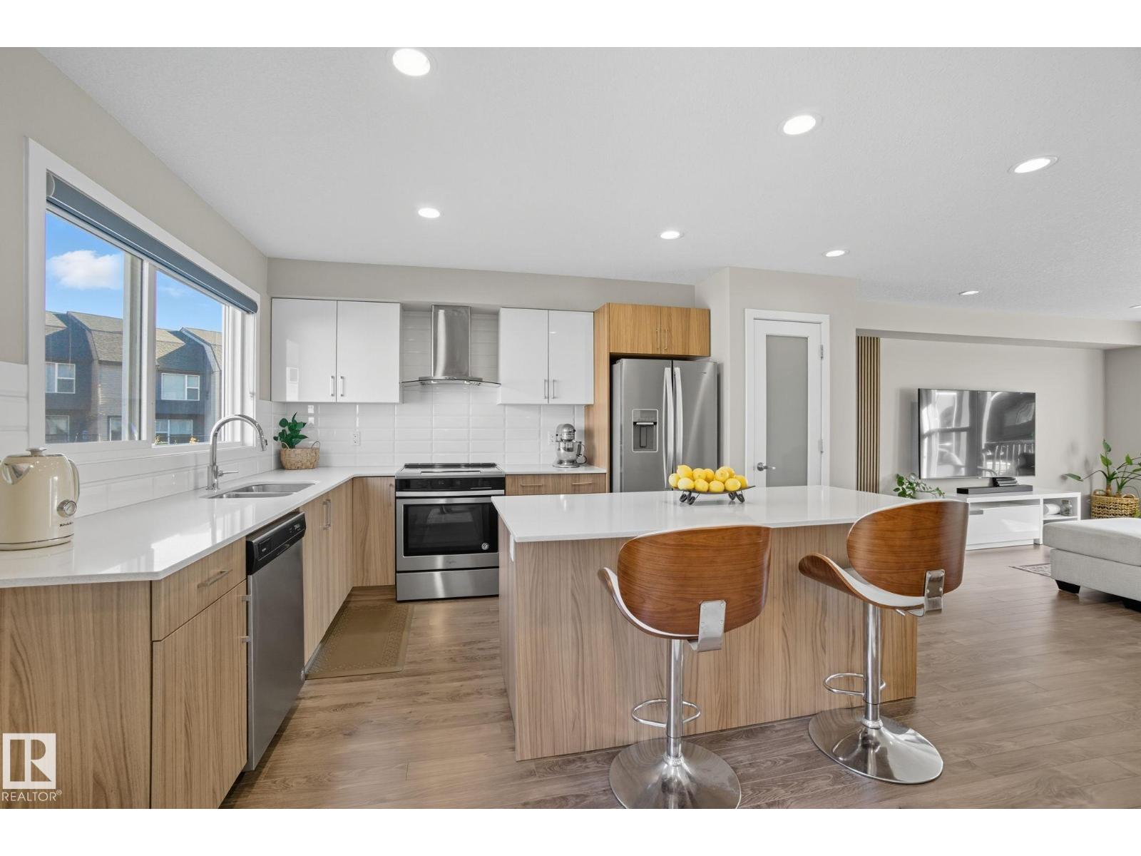 1075 Rosenthal Boulevard #29, Edmonton, AB T5T 7G5