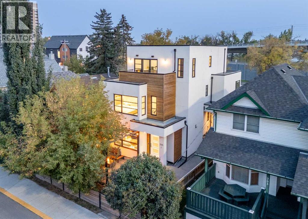705 Mcdougall Road Ne Unit 1, Calgary, AB T2E 4Z9
