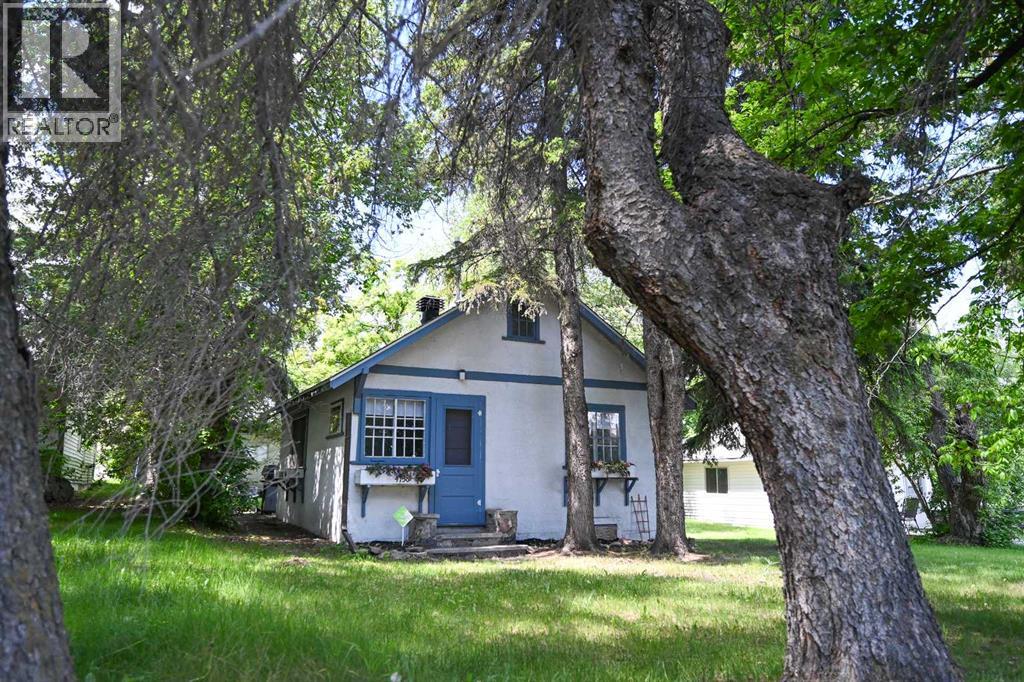 50 Street E Unit 4738, Sylvan Lake, AB T4S 1G8