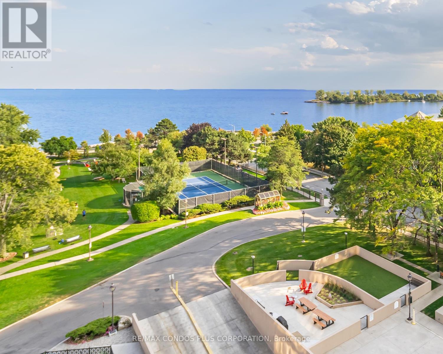 805 2045 Lake Shore Blvd W, Toronto, ON M8V 2Z6
