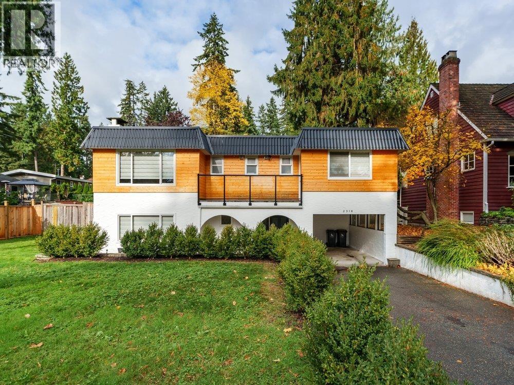 2518 Swinburne Ave, North Vancouver, BC V7H 1L5