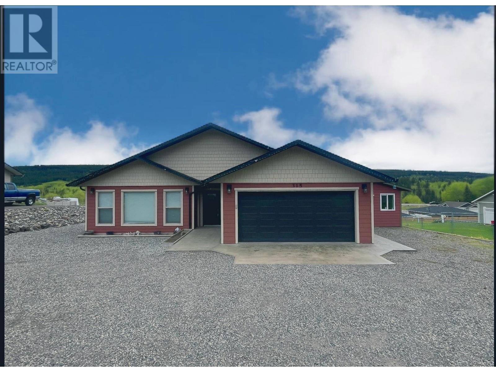 315 Blackstock Road, 100 Mile House, BC V0K 2E0