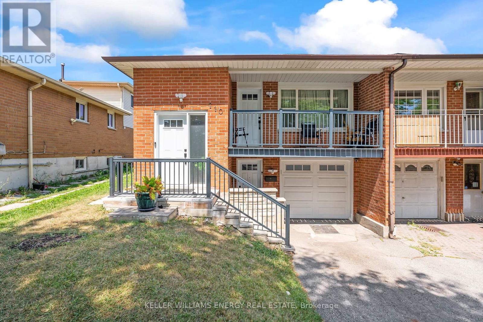 110 Littleleaf Dr, Toronto, ON M1B 1Z2