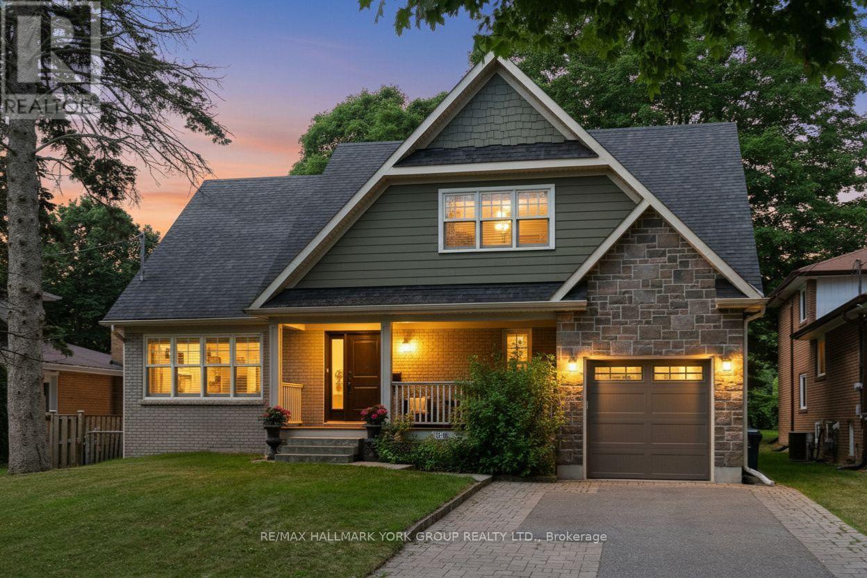 380 Rouge Hills Dr, Toronto, ON M1C 2Z5