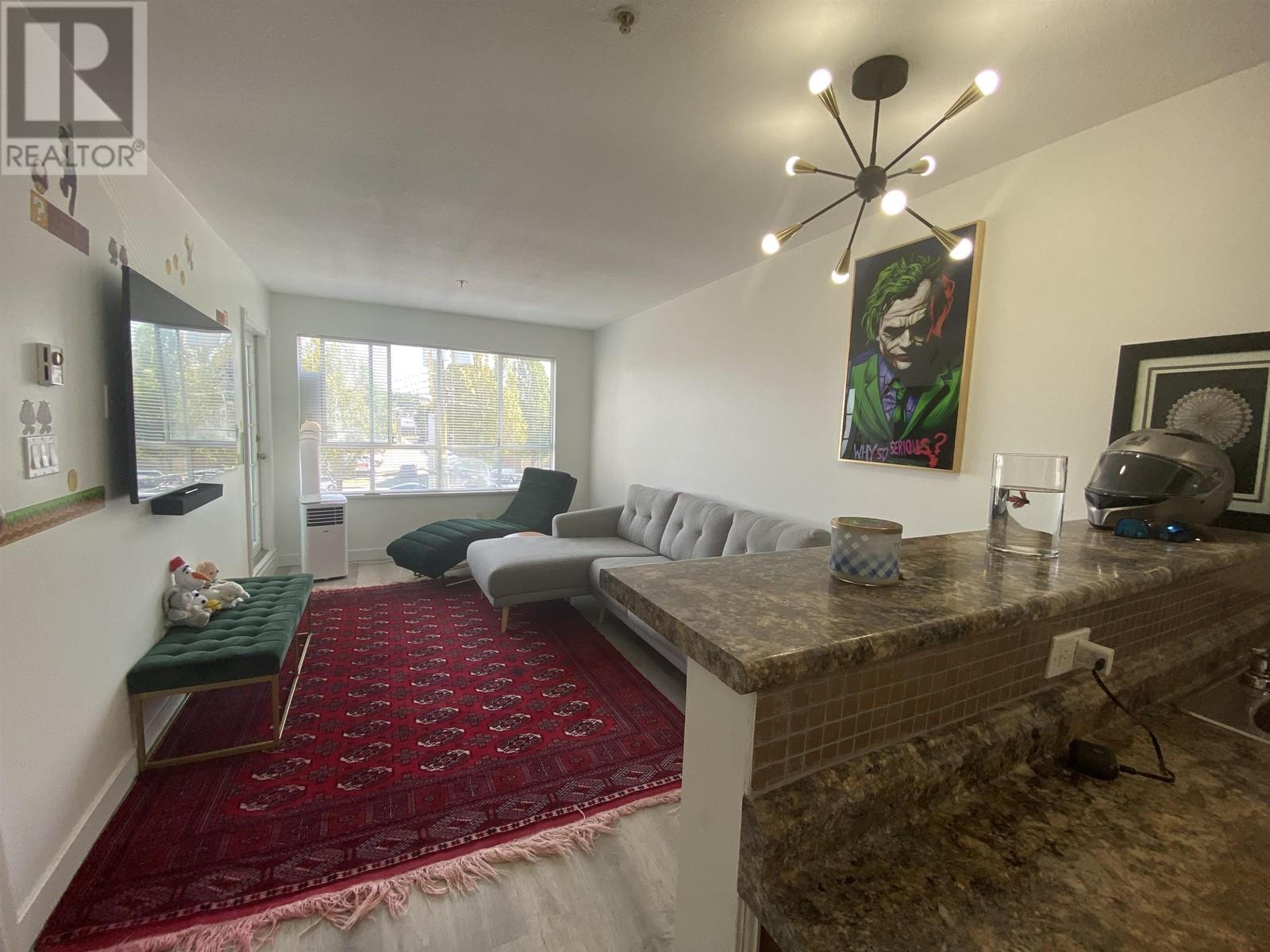 5520 Joyce Street Unit 304 St #304, Vancouver, BC V5R 4H6