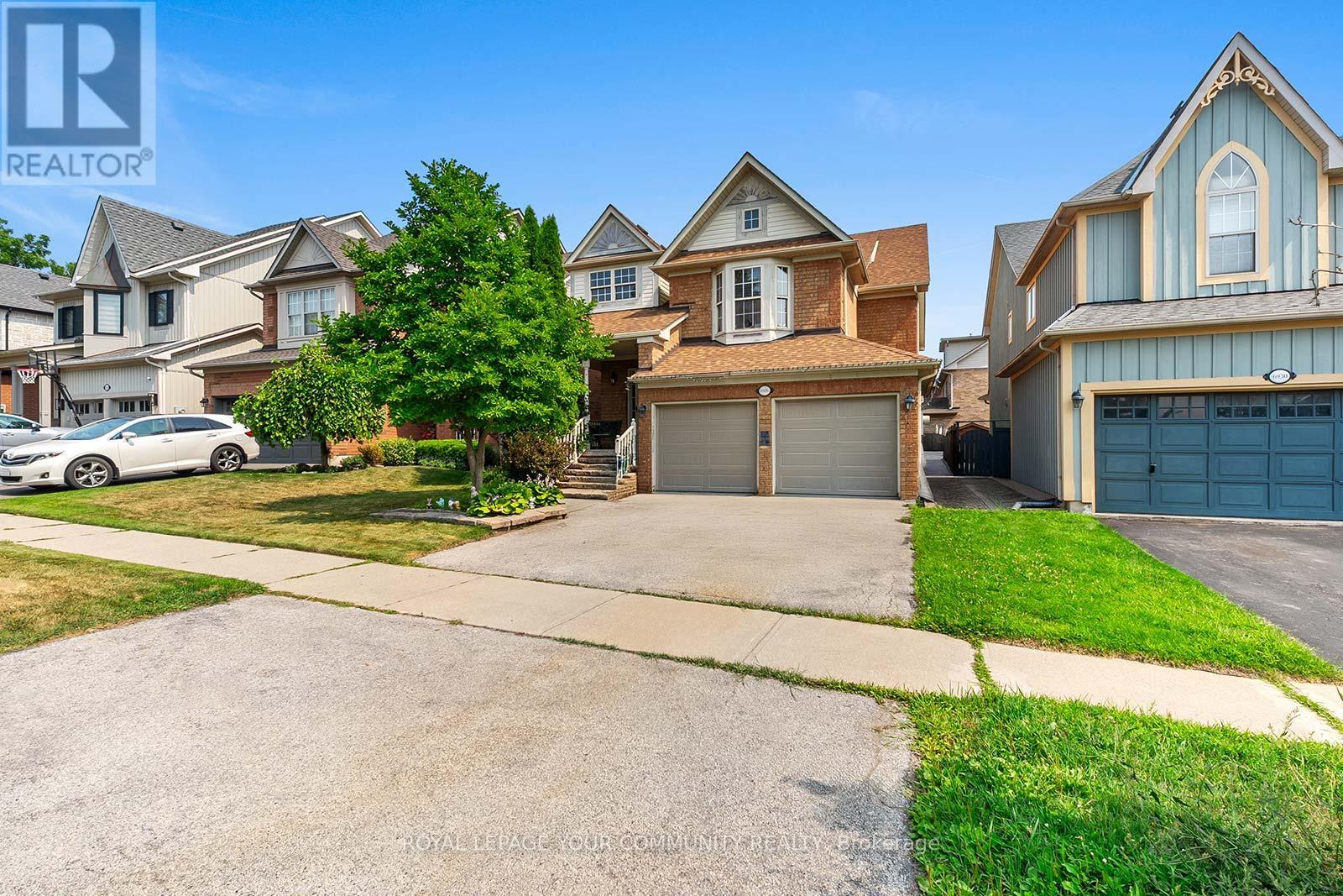 6926 Early Settler Row, Mississauga, ON L5W 1C1