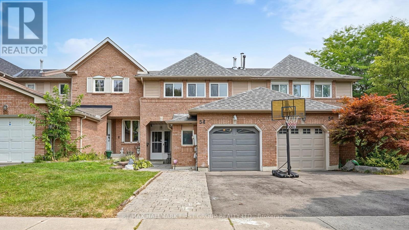 54 Davies Cres, Whitby, ON L1N 8X5