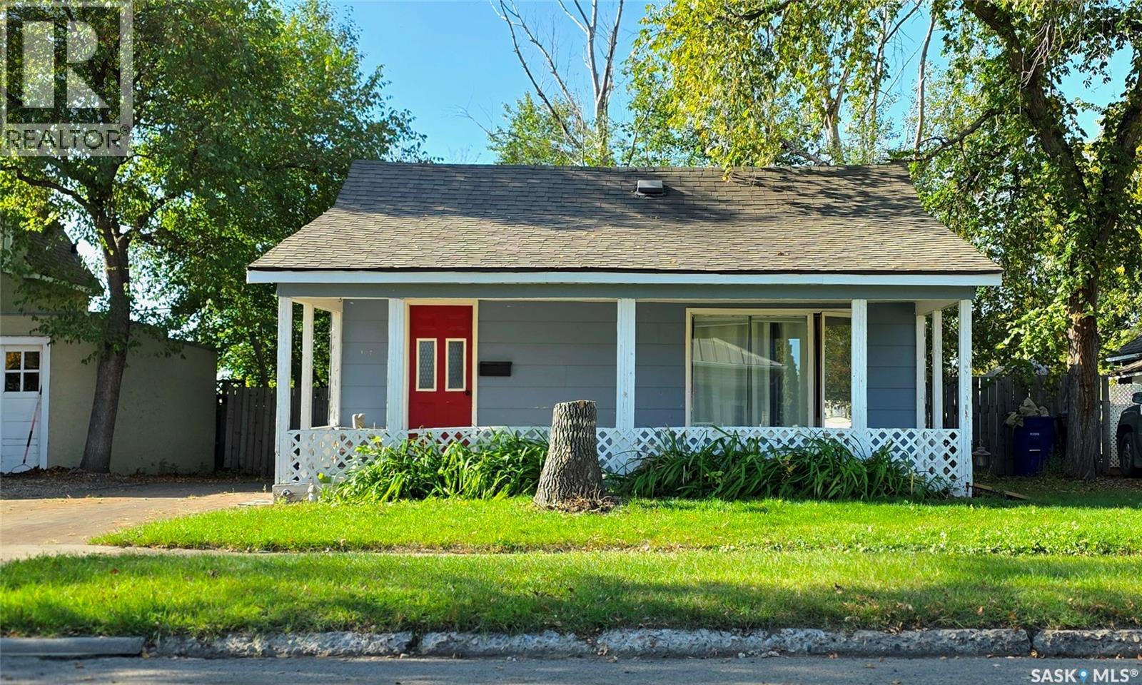 1326 2nd Street, Estevan, SK S4A 0M4