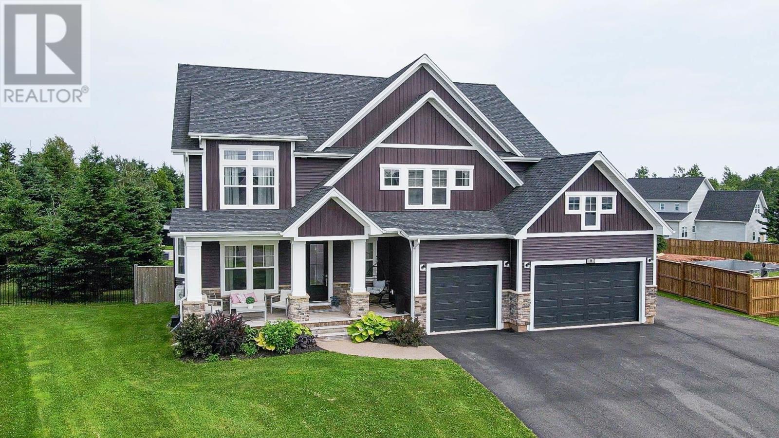14 Craigavon Ct, Stratford, PE C1B 4C4
