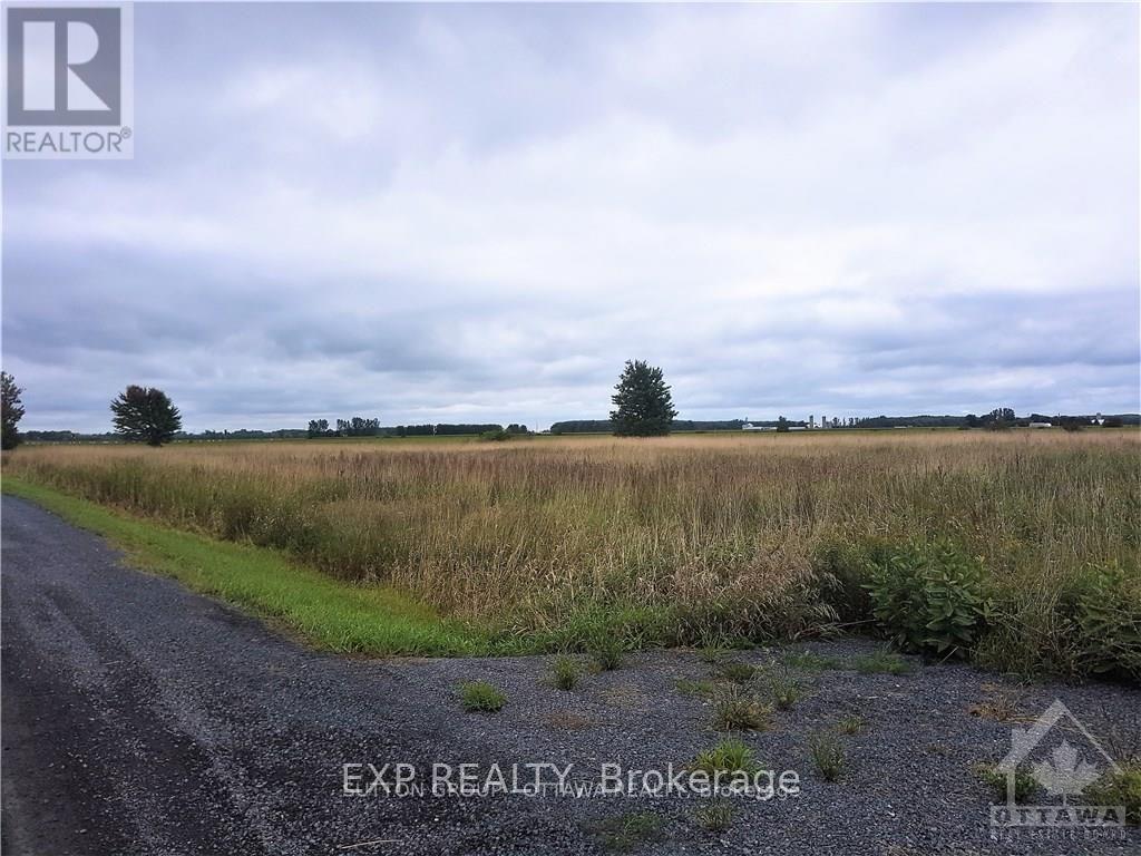 00 N Russell Rd, Russell, ON K4R 1E5