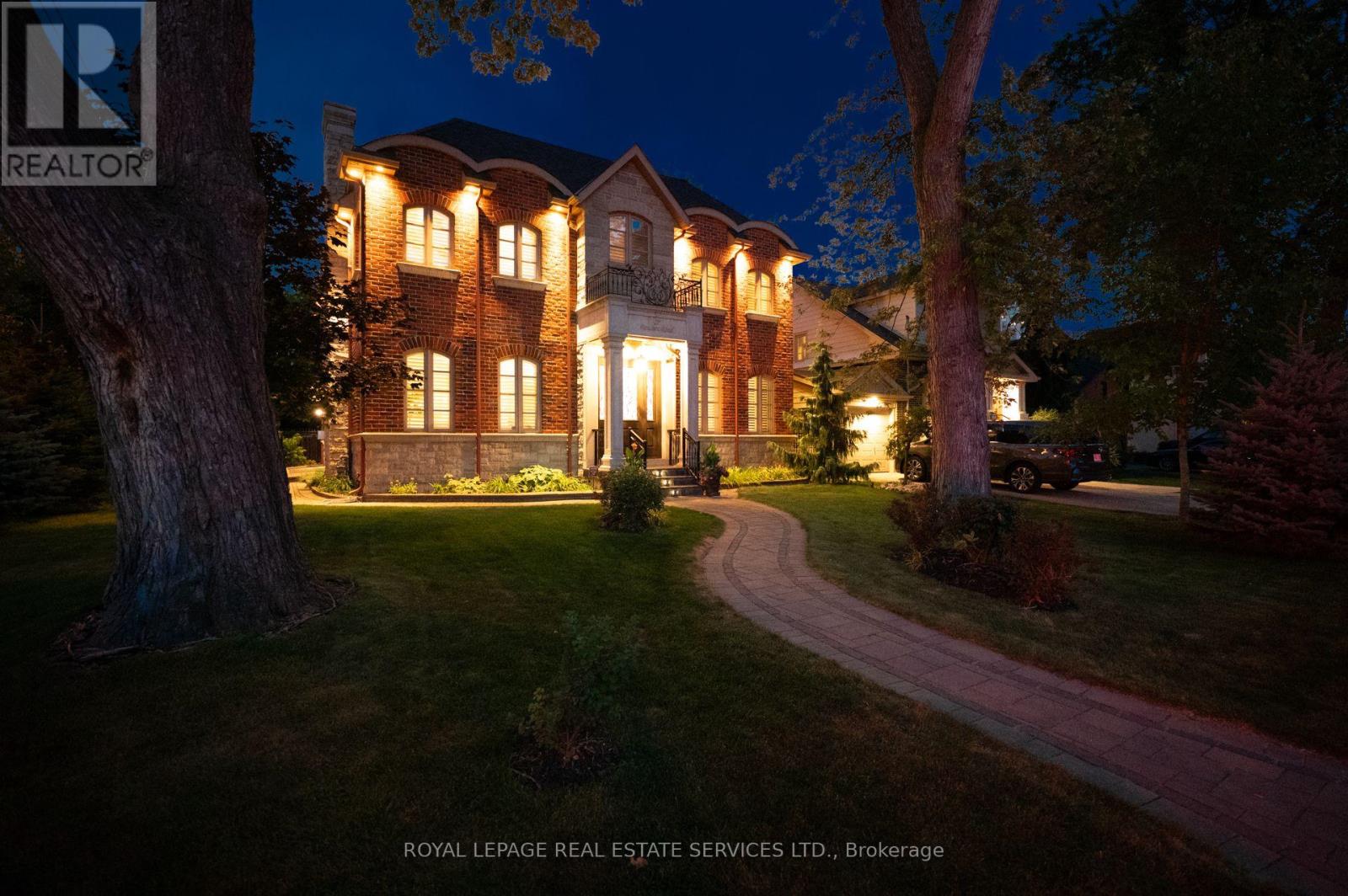 67 Renown Rd, Toronto, ON M9A 2E6