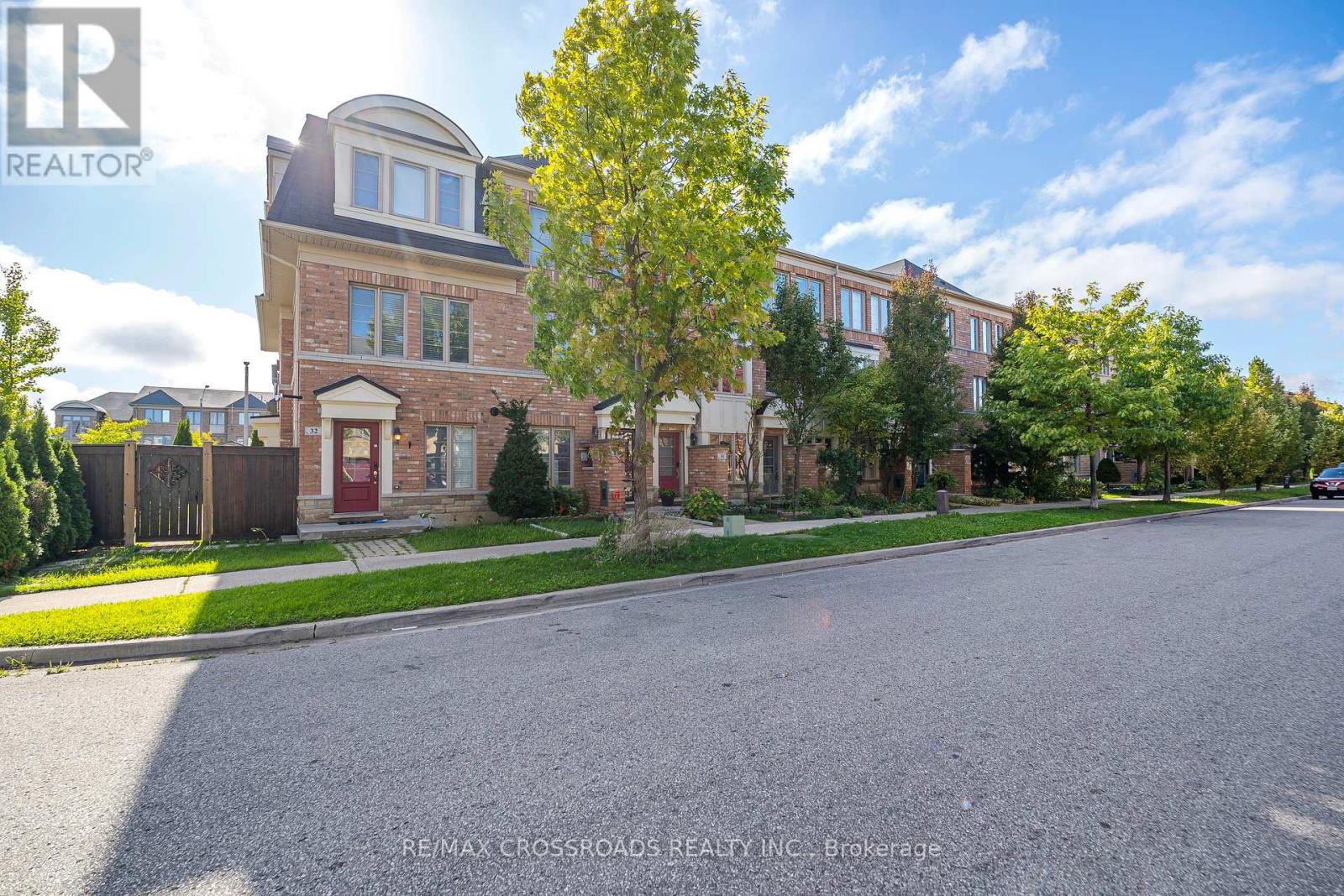 38 Lily Cup Ave, Toronto, ON M1L 0H4