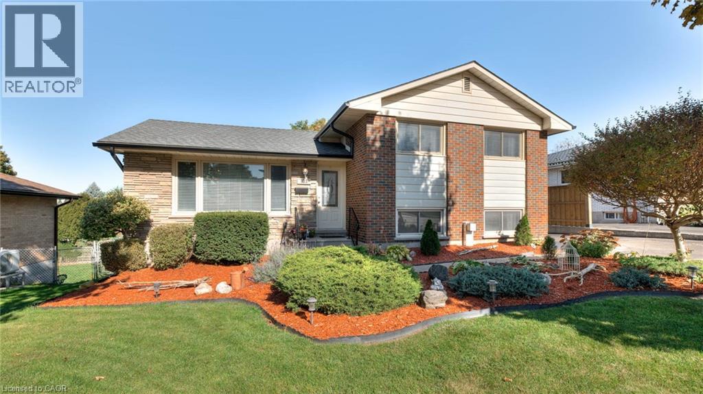 933 Alice St, Woodstock, ON N4S 2J9