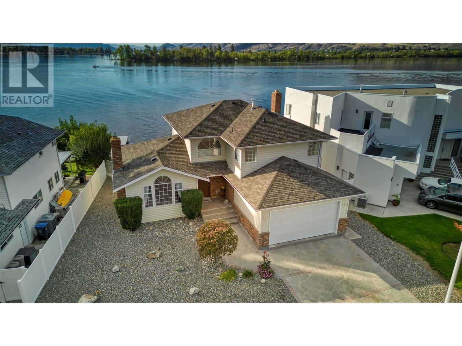 8 Bayview Cres, Osoyoos, BC V0H 1V6