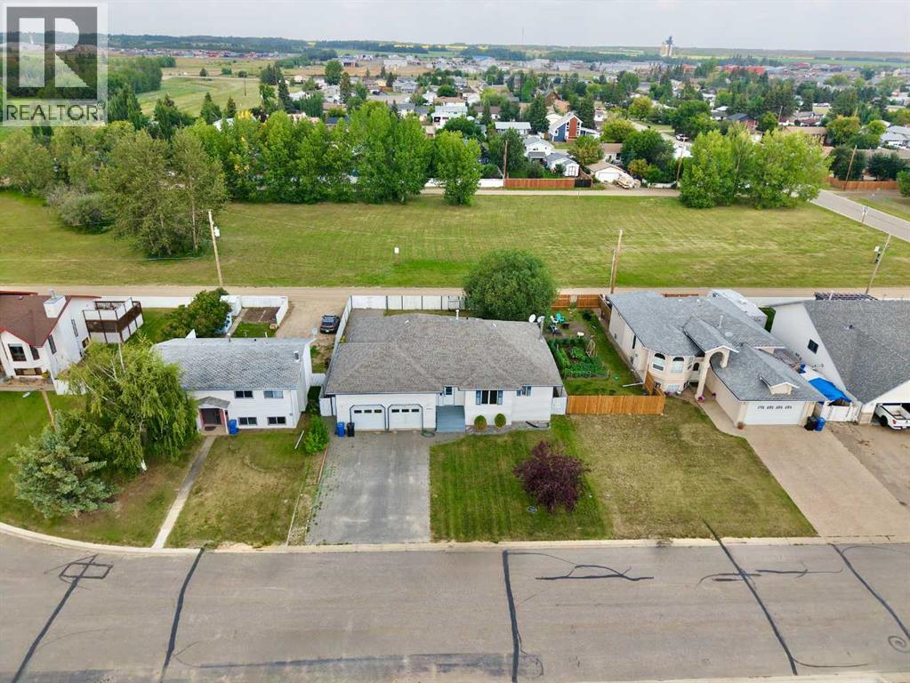 45 Avenue Unit 5514, Grimshaw, AB T0H 1W0