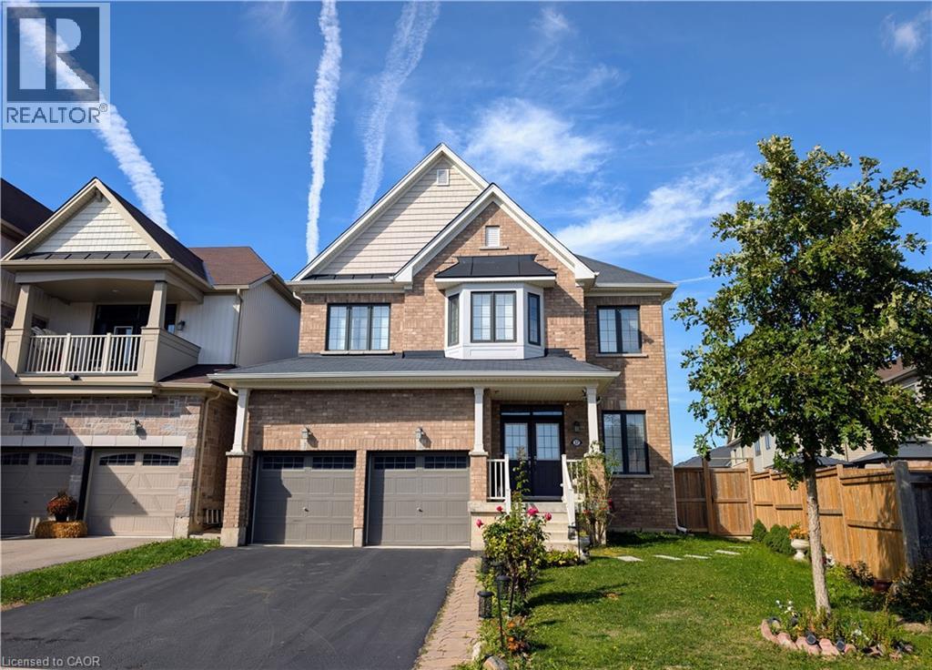 37 Mull Ave, Caledonia, ON N3W 0B9
