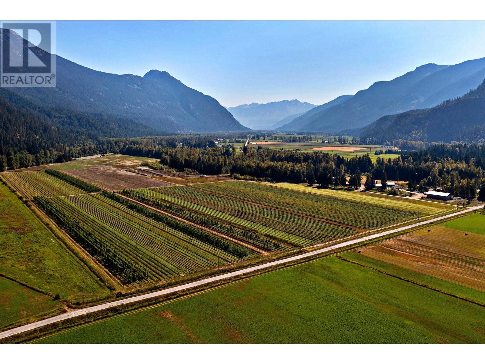 9310 Upper Lillooet River Fsr, Pemberton, BC V0N 2L2