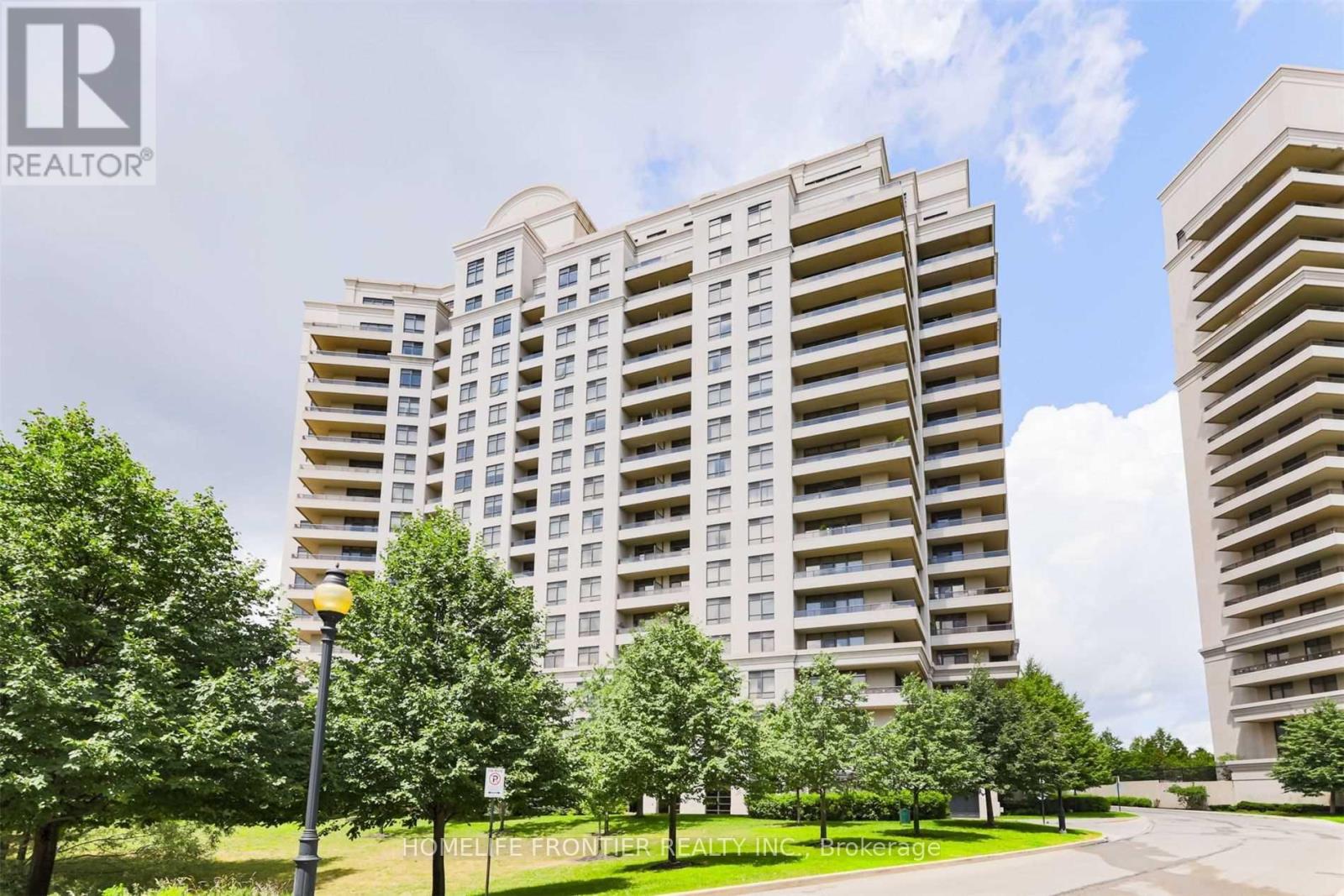 511 9235 Jane St, Vaughan, ON L6A 0J8
