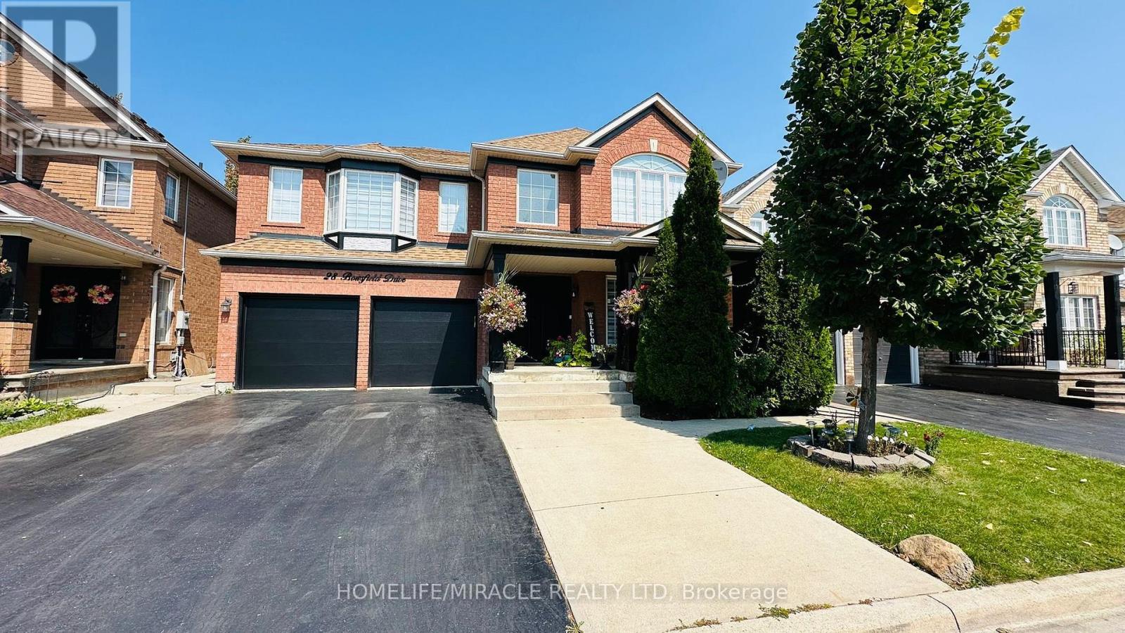 28 Bowsfield Dr, Brampton, ON L6P 1A6