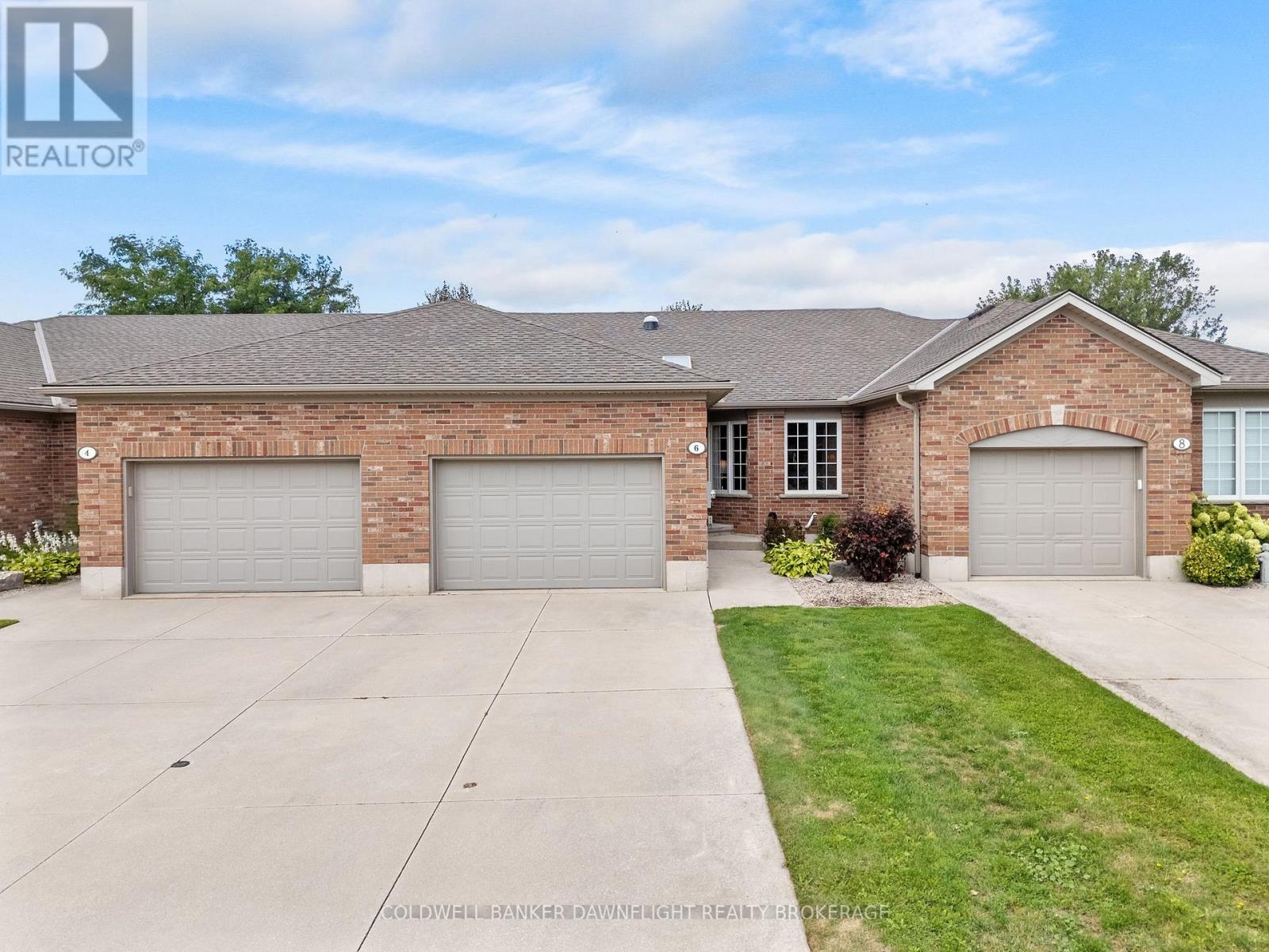 6 Shadow Ln, South Huron, ON N0M 1S1
